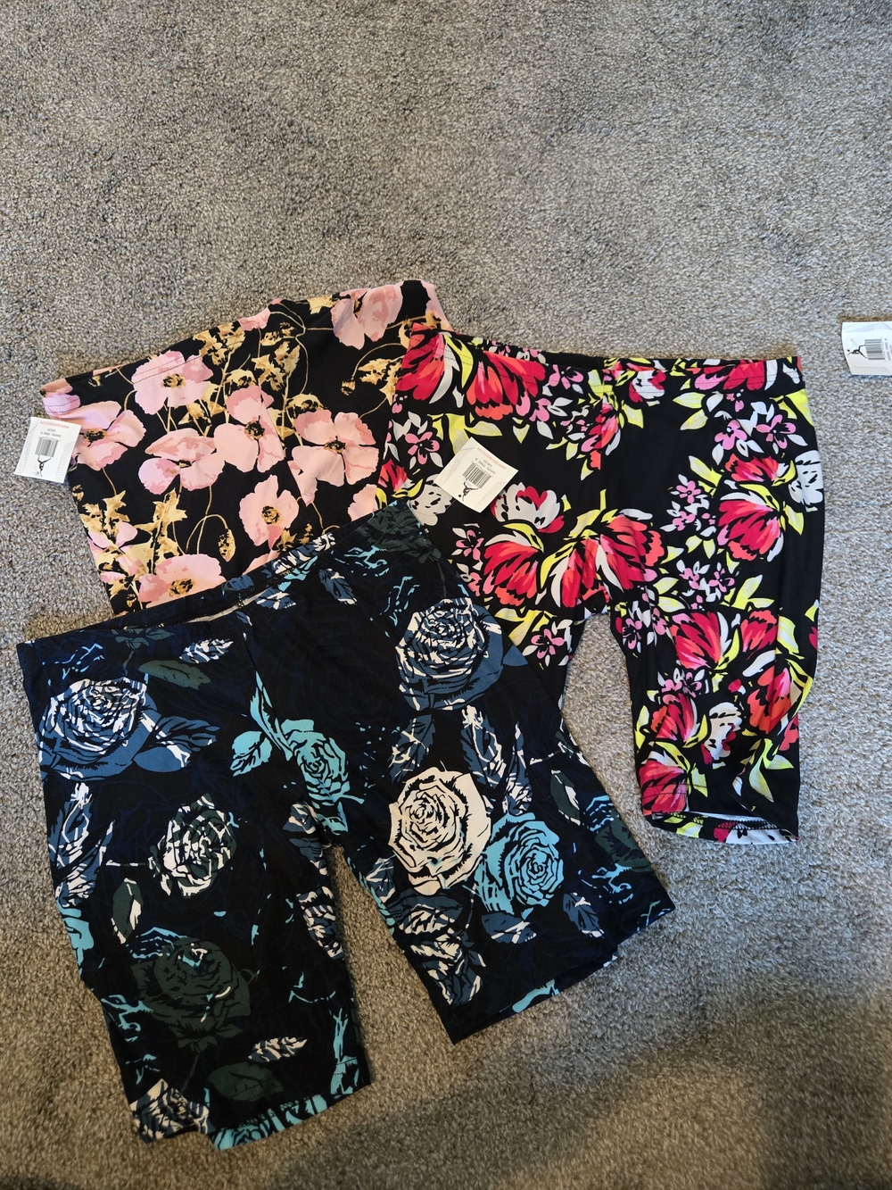 3 Pairs Of Floral Print Mid-Length Women's Shorts MEDIUM